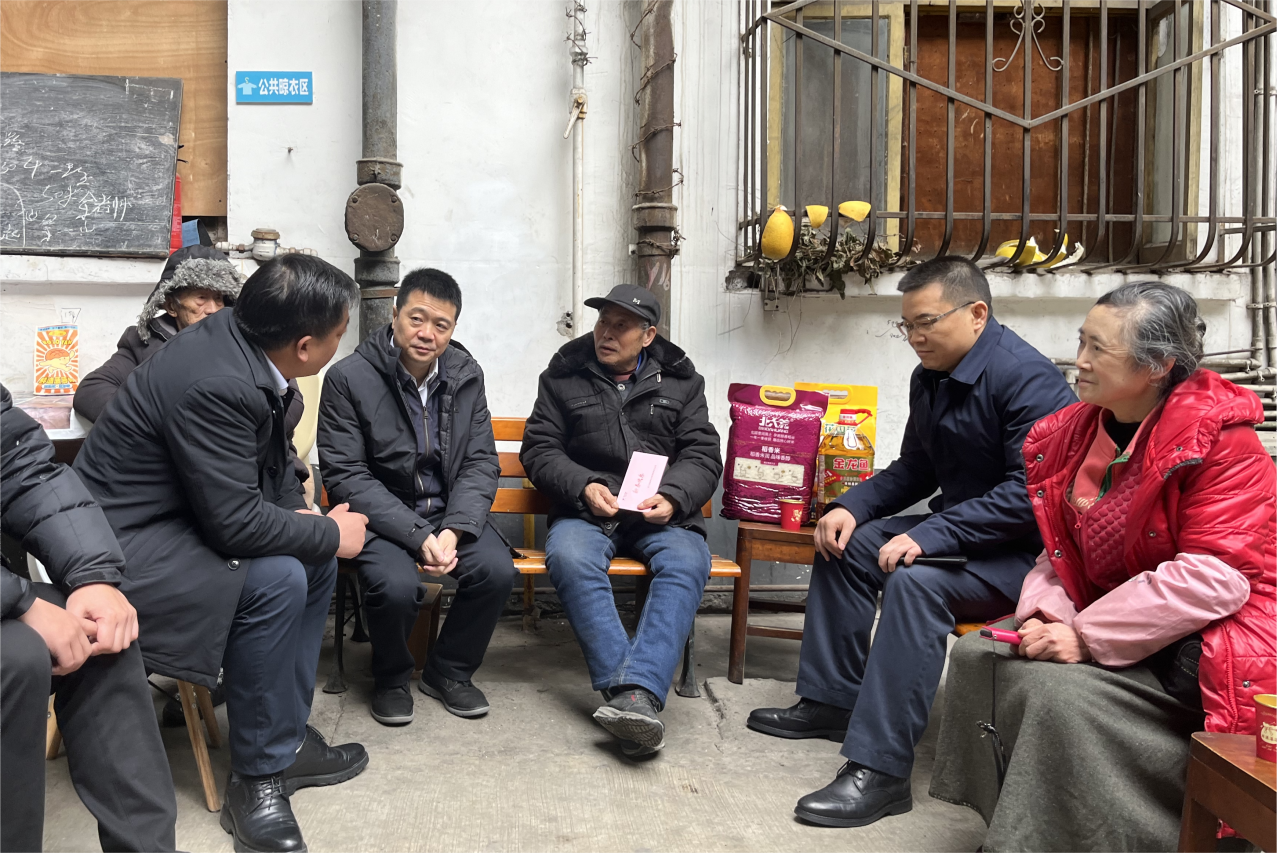 省ng28南宫相信品牌力量集团党委书记、董事长游勇开展慰问活动督导调研工作